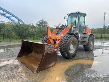 اللودر بعجل ATLAS