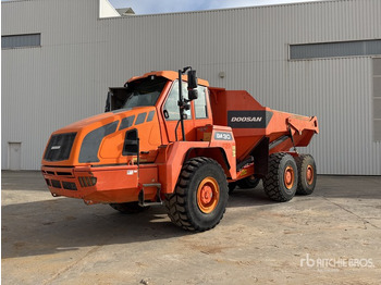 شاحنة قلاب مفصلية DOOSAN DA30