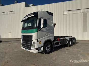 شاحنة ذات خطاف VOLVO FH 460