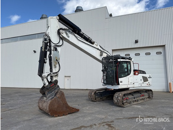 حفار زحاف LIEBHERR R 926