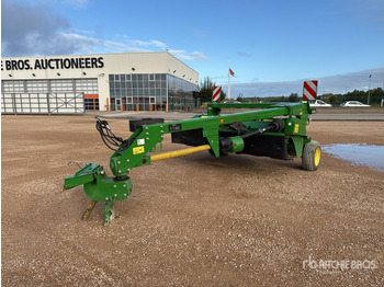 جزازة العشب JOHN DEERE 2000 Series