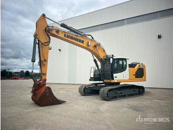 حفار زحاف LIEBHERR R 926