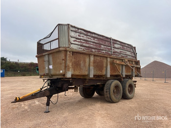 مقطورة زراعية قلابة