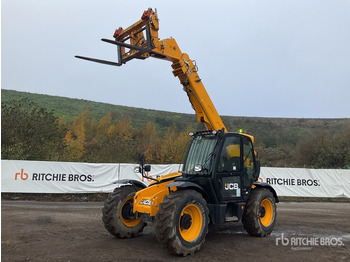 رافعة تلسكوبية JCB