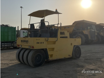 مدحلة هوائية 1999 Bomag BW20R 8 Wheel Pneumatic Roller: صورة 3 مدحلة هوائية 1999 Bomag BW20R 8 Wheel Pneumatic Roller: صورة 3