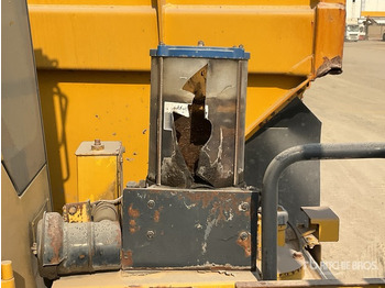 شاحنة قلاب مفصلية 2014 Komatsu HM400-2R Articulated Dump Truck: صورة 5 شاحنة قلاب مفصلية 2014 Komatsu HM400-2R Articulated Dump Truck: صورة 5