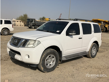 سيارة دفع رباعي NISSAN