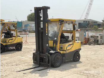 رافعة شوكية HYSTER