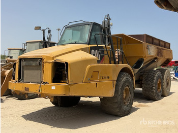 شاحنة قلاب مفصلية CATERPILLAR 745