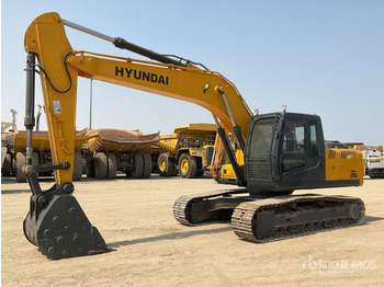 حفار زحاف HYUNDAI R215