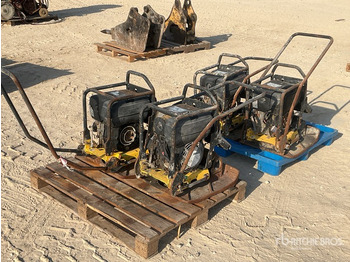 لوحة اهتزازية BOMAG