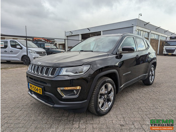سيارة JEEP
