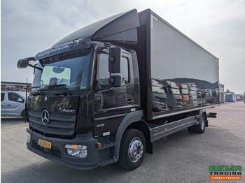 شاحنة مقفلة MERCEDES-BENZ Atego 1218