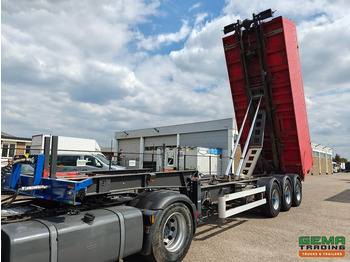 نصف مقطورة لنقل الحاويات RENDERS