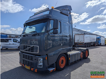 وحدة جر VOLVO FH 400