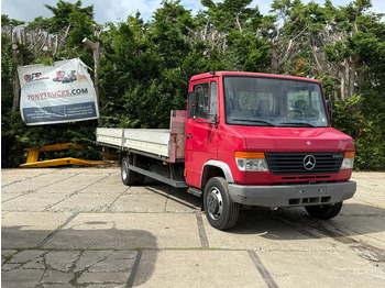 شاحنة البيك أب MERCEDES-BENZ