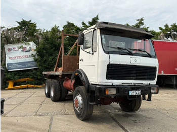 شاحنات مسطحة MERCEDES-BENZ SK 2628