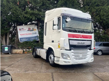 وحدة جر DAF XF 106 460