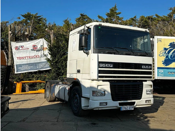 وحدة جر DAF XF 95 380