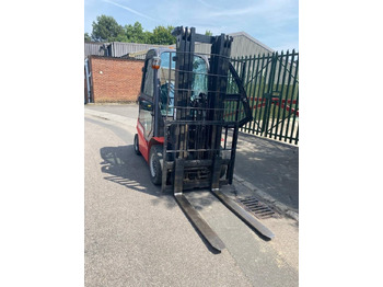 رافعة شوكية ديزل Manitou Mi25D: صورة 3 رافعة شوكية ديزل Manitou Mi25D: صورة 3