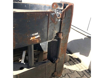 المشبك Cascade 360° Rotating Paper Roll Clamp: صورة 3 المشبك Cascade 360° Rotating Paper Roll Clamp: صورة 3