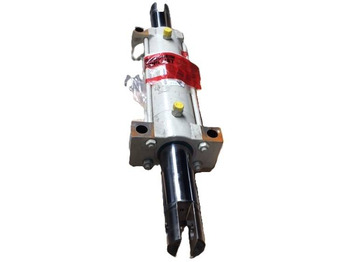 المحور و قطع الغيار