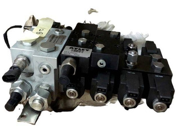 صمام هيدروليكي - معدات المناولة Hydraulic control valve for Atlet: صورة 2 صمام هيدروليكي - معدات المناولة Hydraulic control valve for Atlet: صورة 2