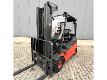 رافعة شوكية كهربائية LINDE E25