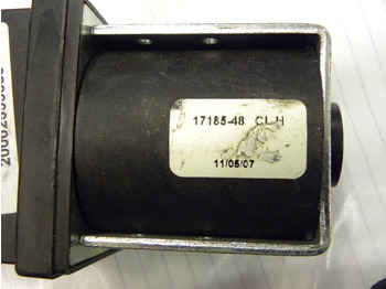 النظام الكهربائي - معدات المناولة Magnetic switch for Caterpillar NR16N: صورة 3