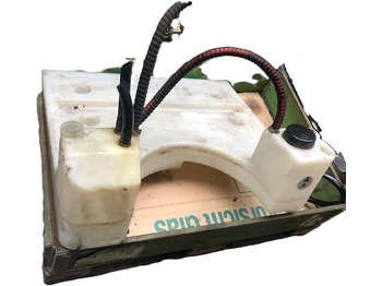 خزان هيدروليكي - معدات المناولة Oil tank: صورة 2 خزان هيدروليكي - معدات المناولة Oil tank: صورة 2