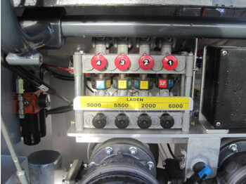 شاحنة صهريج SCANIA G370: صورة 4 شاحنة صهريج SCANIA G370: صورة 4