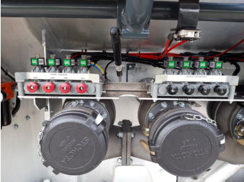 شاحنة صهريج VOLVO FM: صورة 2 شاحنة صهريج VOLVO FM: صورة 2