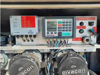 شاحنة صهريج VOLVO FM: صورة 2 شاحنة صهريج VOLVO FM: صورة 2