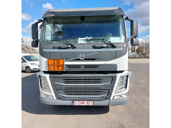 شاحنة صهريج VOLVO FM: صورة 4