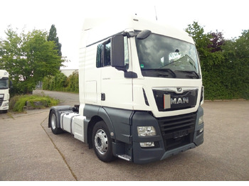 وحدة جر MAN TGX 18.460