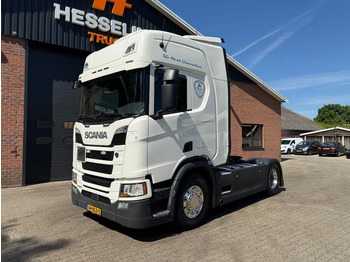 وحدة جر SCANIA R 450