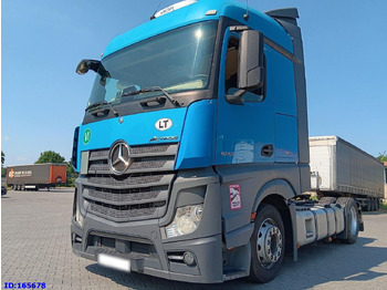 وحدة جر MERCEDES-BENZ Actros 1842