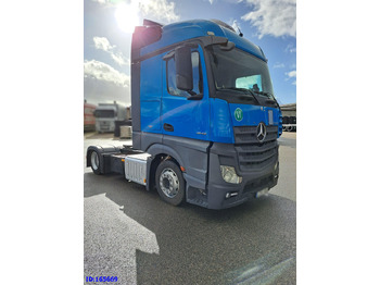 وحدة جر MERCEDES-BENZ Actros 1842