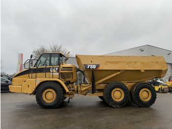 شاحنة قلاب مفصلية CATERPILLAR 730