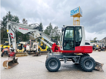 حفارة دولاب TAKEUCHI