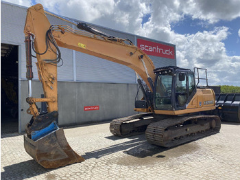 حفار زحاف CASE CX210