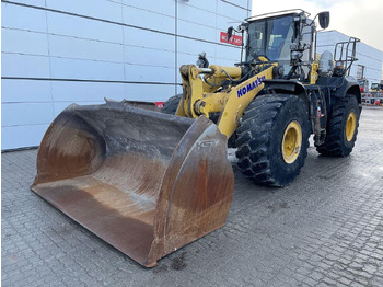 اللودر بعجل KOMATSU WA475