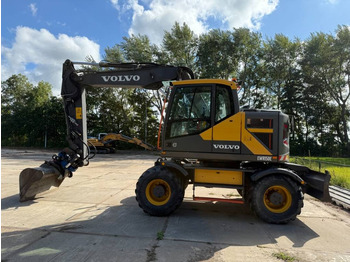 حفارة دولاب VOLVO EWR150E