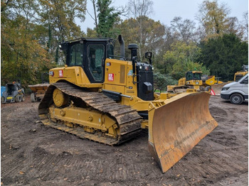 جرافة CATERPILLAR D6