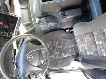 شاحنة مقفلة Mercedes-Benz AXOR 1823 + Dhollandia Lift: صورة 5 شاحنة مقفلة Mercedes-Benz AXOR 1823 + Dhollandia Lift: صورة 5