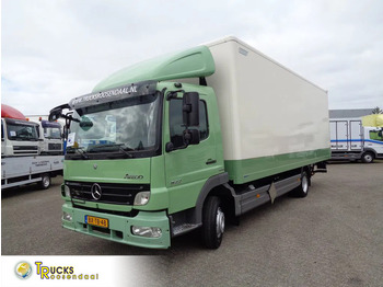 شاحنة مقفلة MERCEDES-BENZ Atego 822