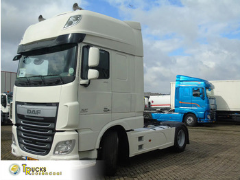 وحدة جر DAF XF 460