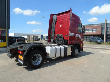 وحدة جر Volvo FH 460 + XL CABINE + MANUAL + EURO 5 + 6x IN STOCK: صورة 2