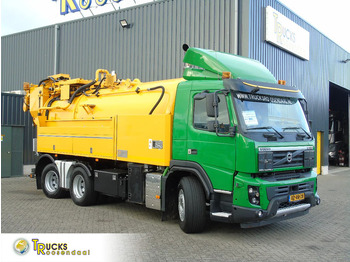 شاحنة الشفط VOLVO FMX 420
