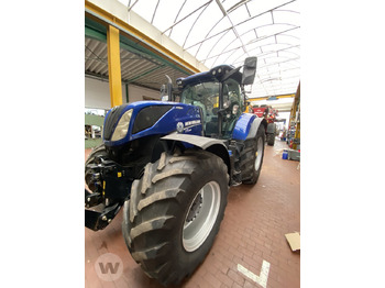 جرار NEW HOLLAND T7.245